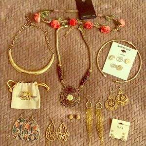 Accessory Bundle-12 pices New & Like New